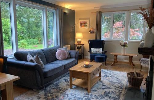 Oban House | Cedar Lodge