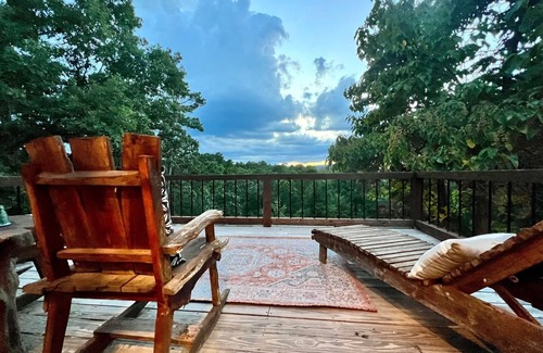 Hot Springs Village Cabin | Cedar Springs Cabin: Custom, Unique Experience