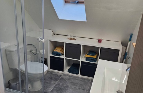 Cuvilly Apartment | Cedar Studio