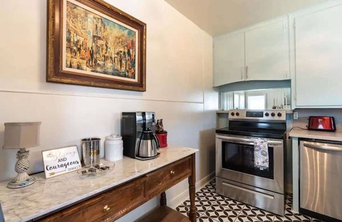 Tech Terrace House | Celebrity Stay - 3BR 2BA - Close to Tech