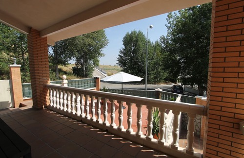 Sesena House | Cenador d Valle TuCasaTemporal