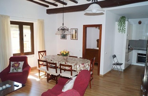 Escaladei Cottage | Centennial house completely renovated with views of the Montsant