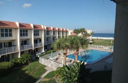 St. Augustine Beach House | Center of Saint Augustine Beach