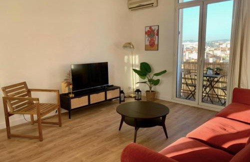 La Castellane Apartment | Central and blight flat with balconies