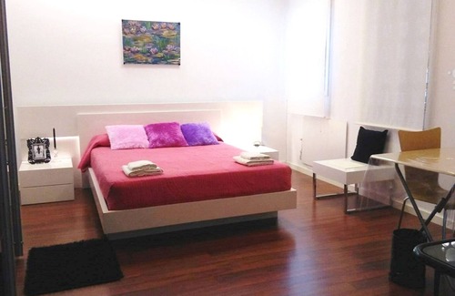 Tarrega House | CENTRAL AND MODERN ACCOMMODATION