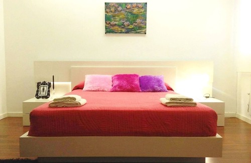 Tarrega House | CENTRAL AND MODERN ACCOMMODATION
