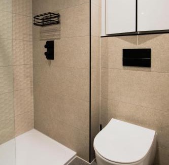Bournemouth City Centre Apartment | Central and peaceful two bedroom flat in town