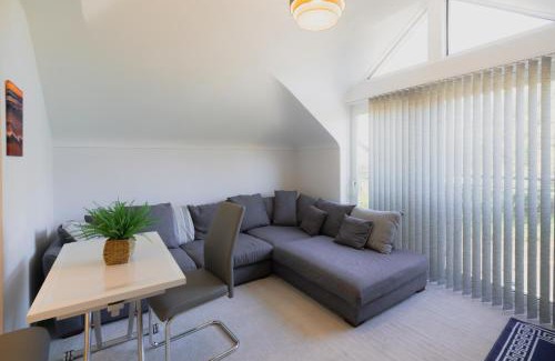 Bournemouth City Centre Apartment | Central and peaceful two bedroom flat in town