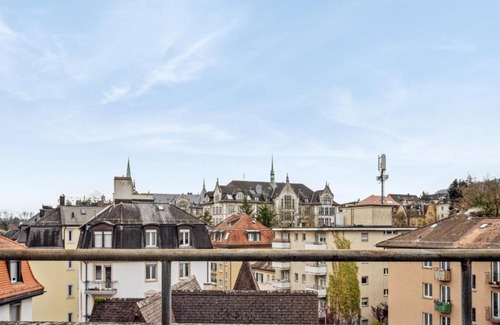 Sihlfeld Apartment | Central Apartment for City Explorers 222