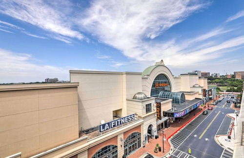 Atlantic Station Area Apartment | Central Atlantic Station Loft in Walkable Location