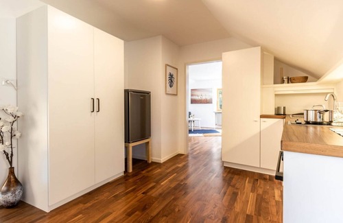 Brunico Apartment | Central Attic Castle View with private parking