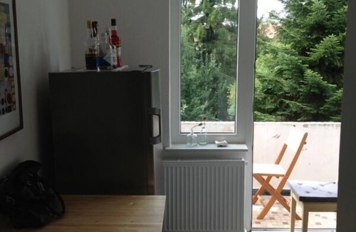 Heppens Apartment | Central but quiet near the beach with optimal shopping WLAN included