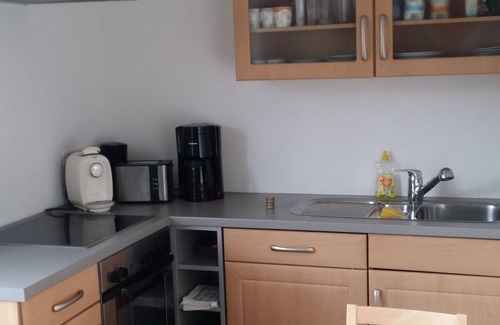 Heppens Apartment | Central but quiet near the beach with optimal shopping WLAN included