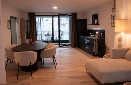 University District Apartment | Central Chic Antwerp 201