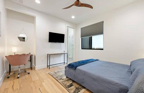 Austin House | central contemporary w/POOL and SPA