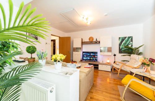 Timisoara Apartment | Central Green apartment 3BD - Free Private Parking - by Open House