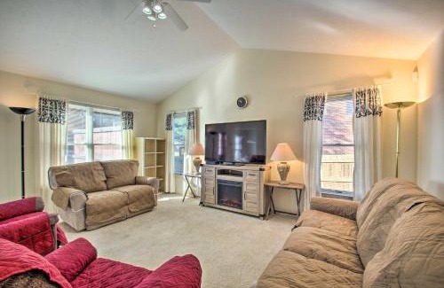 Harrisonburg House | Central Harrisonburg Home with Fenced-In Yard!