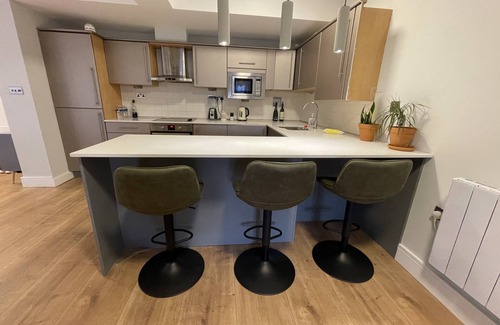 Riverside Apartment | Central location 2 bedrooms/5 minutes walking to Tower Bridge/Shad Thames