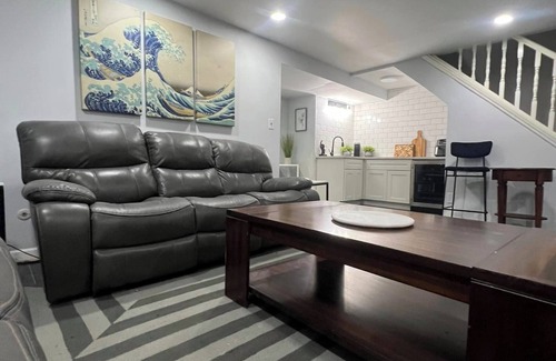 Lindenwood Park House | CENTRAL LOCATION - 4 BEDS - FAMILY FRIENDLY - AMENITY PACKED - POOL & PRIVACY