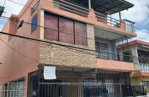 Santurce Apartment | Central location apartment with WiFI + AC