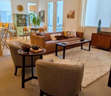 South Salt Lake Villa | Central location close to Downtown and Mountain Views