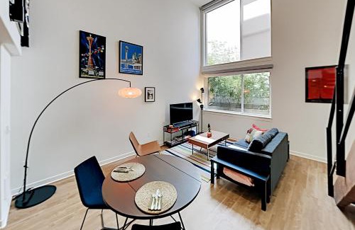Wallingford Apartment | Central Loft