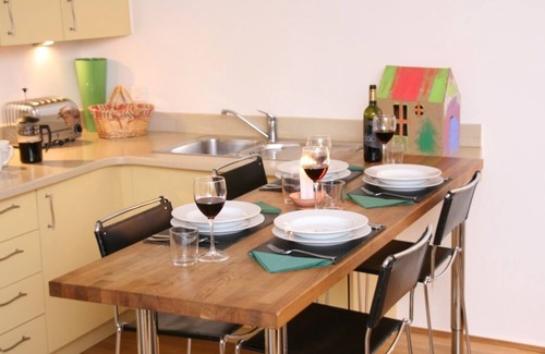 Pimlico Apartment | Central London Apartment - Stunning Views. Min 90 Days