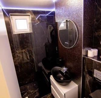 Pitesti Apartment | Central Lux 2 camere-parcare gratuita, check-in cifru