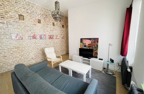 Weissensee Apartment | Central, quiet apartment on the top floor in Berlin