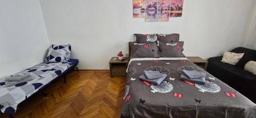 Ploiesti Apartment | Central Residence