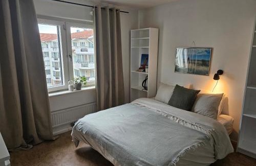 Sundbyberg Municipality House | Central Room with Private Entrance and Ensuite Bathroom