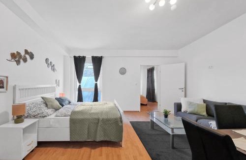 Stockerau Apartment | Central Stockerau View 2 BR for 4