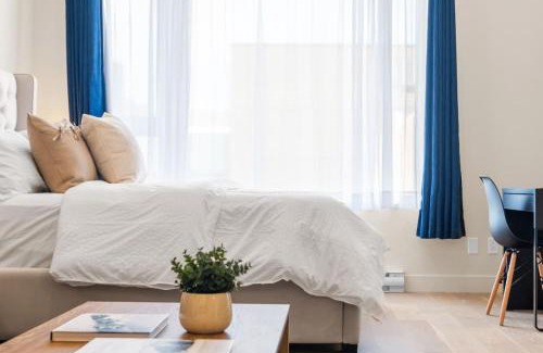Gay Village Apartment | Central Studio