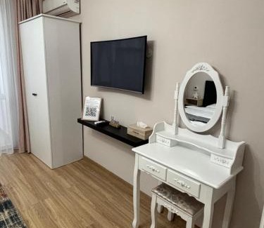 Onesti Apartment | Central Studio