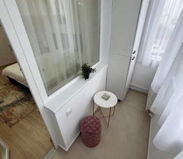 Onesti Apartment | Central Studio
