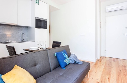 Centro / Baixa Apartment | Central Studio w/Pool & Patio by LovelyStay