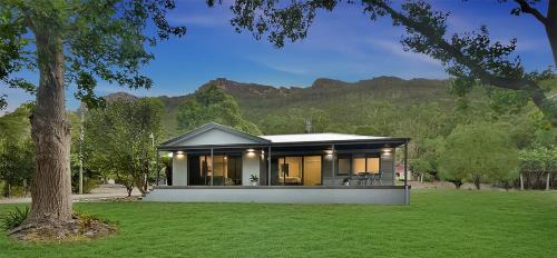 Halls Gap Villa | Central Views Halls Gap