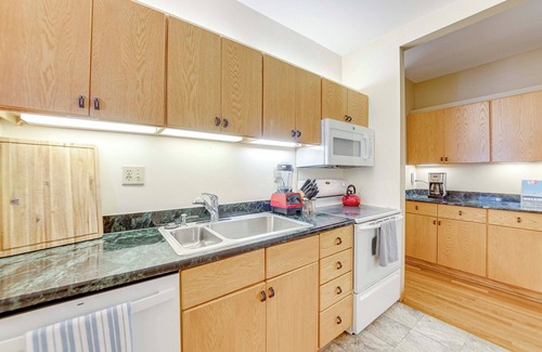 Central West End Condo | Central West End Condo < 1 Mi to Forest Park!