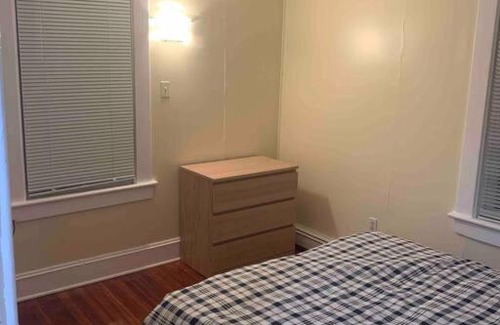 Danbury House | Centrally Close to West-Conn and Danbury Hospital