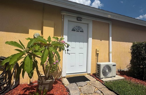 Ocoee Apartment | Centrally Located Cozy studio with High WiFi speed and AC