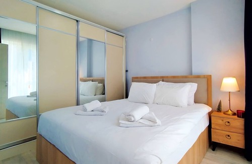 Kepez Apartment | Centrally Located Flat with Pool in Antalya