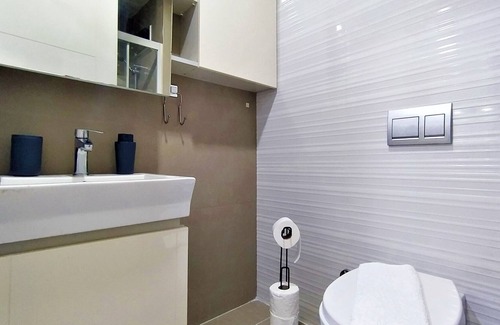 Kepez Apartment | Centrally Located Flat with Pool in Antalya