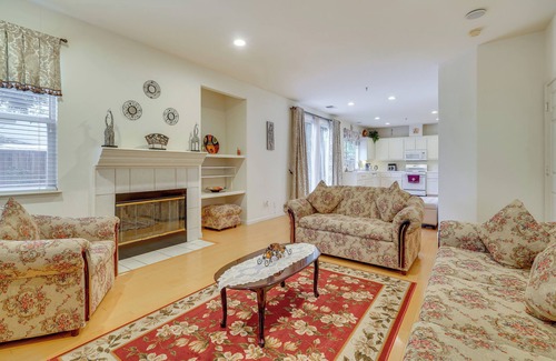 Hayward House | Centrally Located Home w/Yard in Hayward!