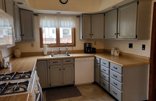 Monona House | Centrally located in the NE Iowa Driftless Area!