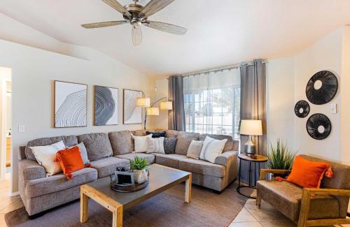 Lake Havasu City House | Centrally Located Lake Havasu Home with Huge Patio!