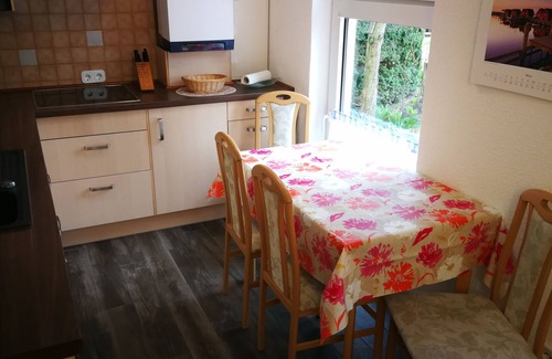 Pankow House | Centrally located vacation home in a garden with a parking space