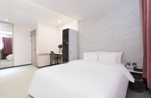 Bupyeong Hotel | CentroStay