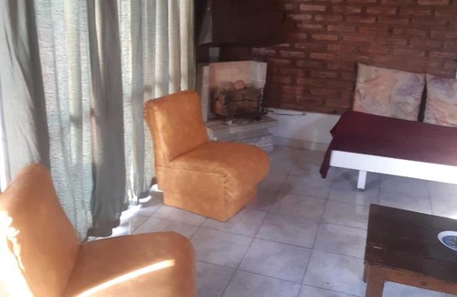 El Challao House | Cerro de la capilla