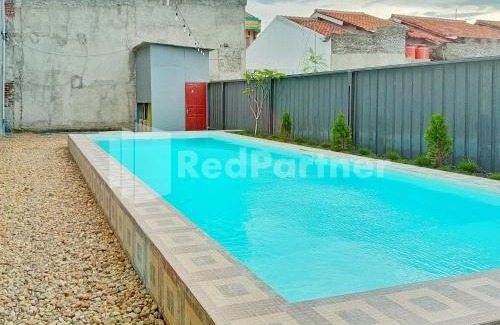 Tegal Hotel | Cerry Village near RS Mitra Siaga Tegal RedPartner
