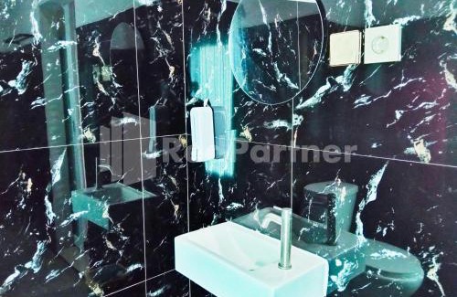 Tegal Hotel | Cerry Village near RS Mitra Siaga Tegal RedPartner